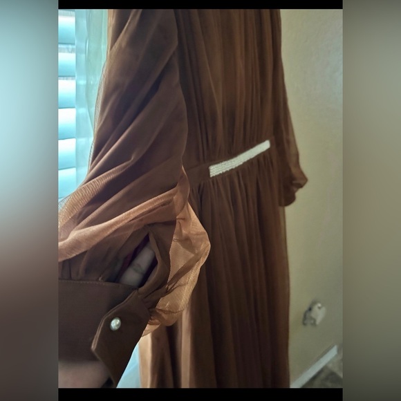 -SOLD — 
Dainty Jewells - Unforgettable Evening Dress - Picture 3 of 10